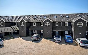 Lejl, 207 St,